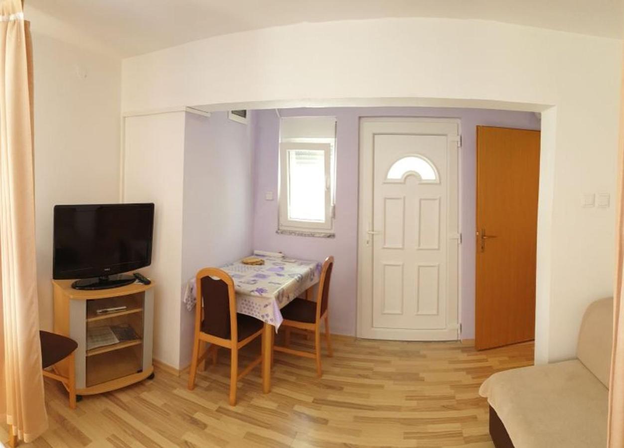 Apartments Andelic 스베티필립아이자코브 외부 사진