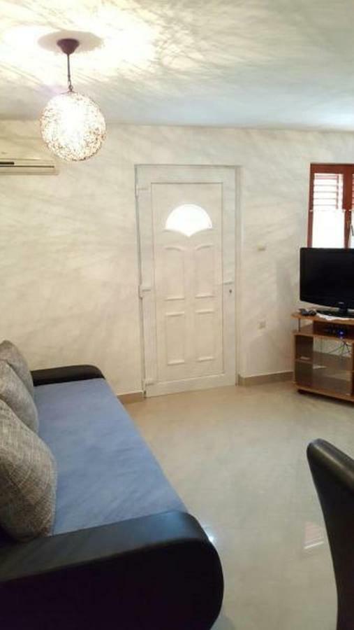 Apartments Andelic 스베티필립아이자코브 외부 사진